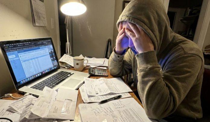 svaki-mesec-ista-prica,-racuni-stizu-sa-svih-strana:-postoji-nacin-da-to-sredite-jednom-zauvek,-sacuvate-mir-i-novac