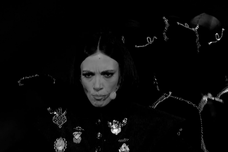 zbog-sestre-ane-ivanovic-nastala-opsta-pometnja!-ono-sto-je-priredila-na-sceni-pze-ce-se-dugo-prepricavati! zbog-sestre-ane-ivanovic-nastala-opsta-pometnja!-ono-sto-je-priredila-na-sceni-pze-ce-se-dugo-prepricavati!