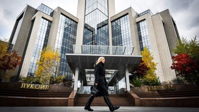 sad-pomerile-rok:-prodaje-se-medunarodna-imovina-ruskog-energetskog-giganta