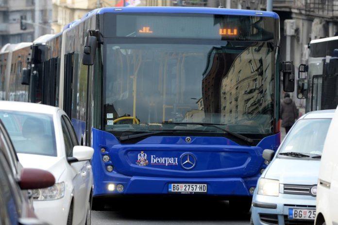 izmenjene-trase-autobusa-na-trgu-republike:-tokom-vikenda-bice-zatvorena-okretnica,-zbog-radova-se-menja-ruta-vise-linija