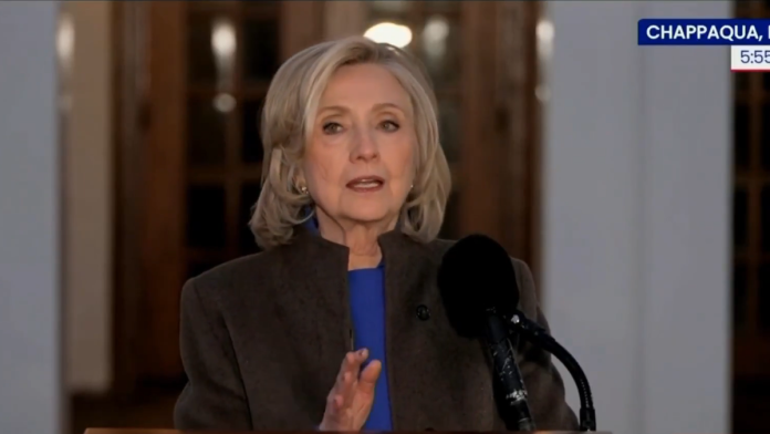 (video)-“nemam-pojma-o-zlocinima-epstajna”-oglasila-se-hilari-klinton-nakon-6-svedocenja-pred-kongresom-sad,-pozvala-trampa-da-svedoci-pod-zakletvom