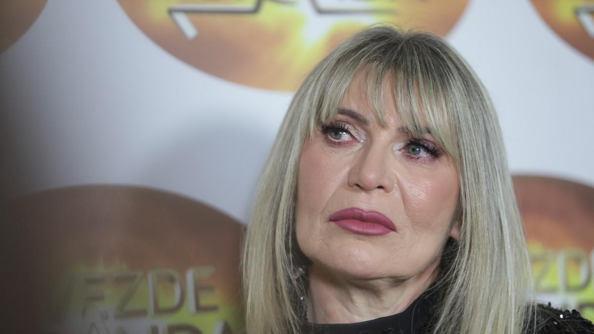 “vreme-nije-ublazilo-tugu”-suzana-jovanovic-dala-citulju-sasi-popovicu-preko-cele-strane:-“zauvek-si-deo-nas” “vreme-nije-ublazilo-tugu”-suzana-jovanovic-dala-citulju-sasi-popovicu-preko-cele-strane:-“zauvek-si-deo-nas”