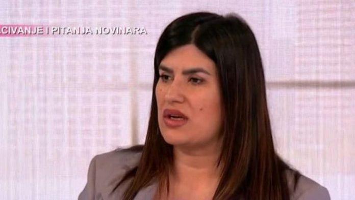 “dali-su-mi-jos-veci-motiv-da-se-bavim-politikom-kad-su-mi-dosli-na-kucu”:-dina-vucinic-poslala-snazne-poruke-blokaderima