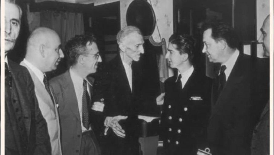 “obicni-ljudi-gube-najboljeg-prijatelja”:-na-prsima-mrtvog-nikole-tesle-lezala-je-knjiga-srpskih-epskih-pesama “obicni-ljudi-gube-najboljeg-prijatelja”:-na-prsima-mrtvog-nikole-tesle-lezala-je-knjiga-srpskih-epskih-pesama