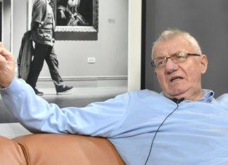 ŠEŠELj OBJASNIO KAKO REŠITI PROBLEM BLOKADERA: Najslađe je zimi koristiti vodene topove seselj-objasnio-kako-resiti-problem-blokadera:-najslade-je-zimi-koristiti-vodene-topove