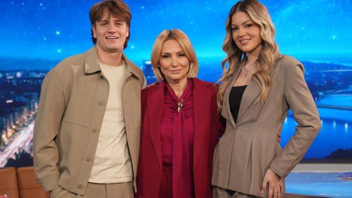 jakov-jozinovic-emocijom-osvojio-studio-emisije-“show-stoperka”:-“moj-put-je-muzika-i-davanje-publici,-sto-posto”