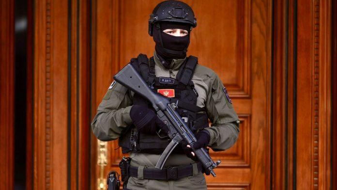 crna-gora-na-nogama-nakon-opsadnog-stanja-u-podgorici,-pretres-imovine-brata-mila-dukanovica-i-u-niksicu