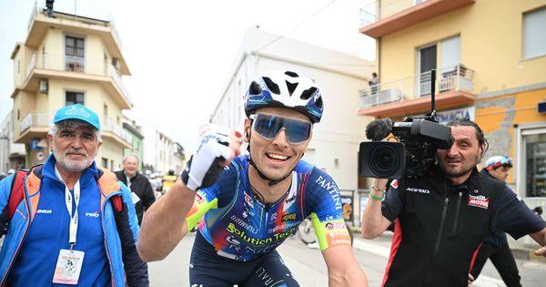 veliki-uspeh-srpskog-bicikliste:-rajovic-pobedio-na-trecoj-etapi-na-sardiniji-/video/ veliki-uspeh-srpskog-bicikliste:-rajovic-pobedio-na-trecoj-etapi-na-sardiniji-/video/