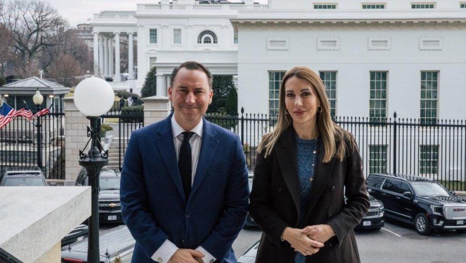 dedovic-iz-vasingtona:-pregovaramo-sa-madarima-da-za-sto-bolju-cenu-otkupimo-pet-odsto-akcija-nis-a dedovic-iz-vasingtona:-pregovaramo-sa-madarima-da-za-sto-bolju-cenu-otkupimo-pet-odsto-akcija-nis-a