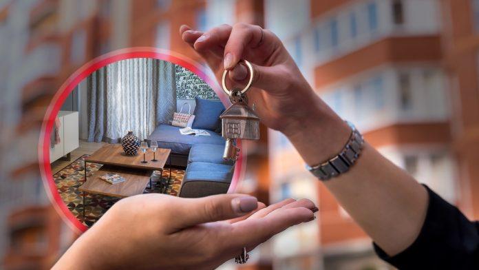 prodaje-se-trosoban-stan-tik-uz-more,-kvadrat-“samo”-2.308-evra-kvadrat!-sa-300-suncanih-dana-godisnje,-spansko-mesto-idealno-za-zivot-i-investicije-(foto)