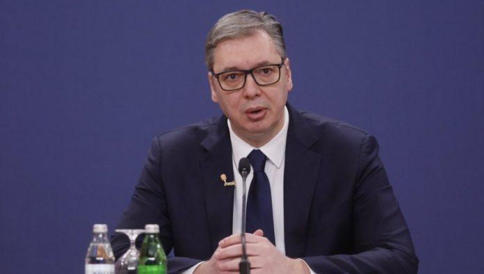 “zabrinut-sam-za-zdravstveno-stanje-dacica”-vucic:-intubiran-je,-bez-svesti,-ali-je-manja-potreba-bila-jutros-za-aparatom