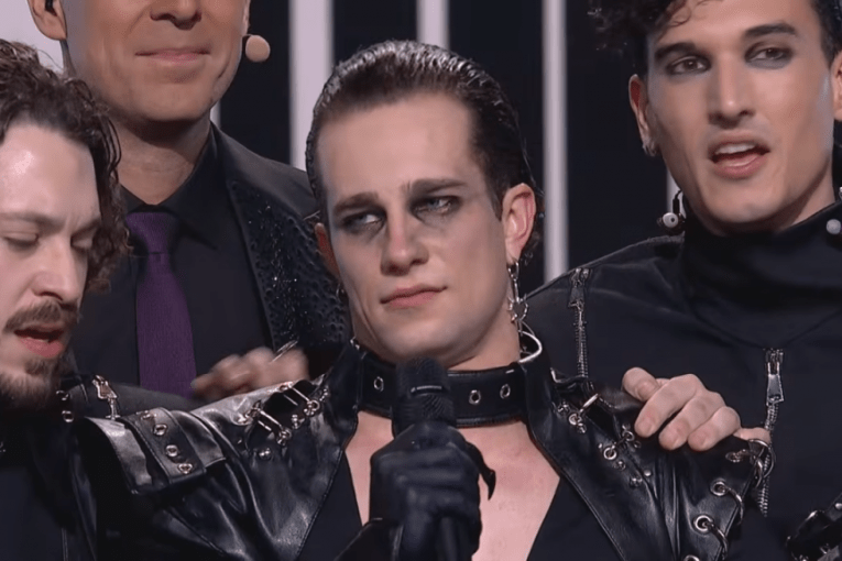 ovako-je-lavina-dosla-do-pobede:-pogledajte-kako-se-slavi-njihov-trijumf-na-pze!-hit!-(video) ovako-je-lavina-dosla-do-pobede:-pogledajte-kako-se-slavi-njihov-trijumf-na-pze!-hit!-(video)