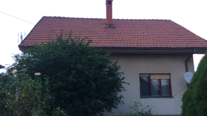 dusan-prodaje-kucu-sa-garazom-i-dvoristem!-cena-ce-vas-iznenaditi:-idealna-za-miran-zivot-van-gradske-guzve-(foto)