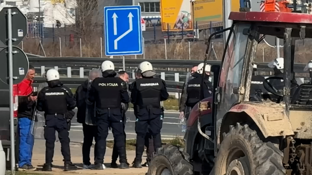 Активиста-Златко-Кокановић,-осумњичен-да-је-трактором-ударио-полицајце,-ухапшен-па-пуштен-из-притвора