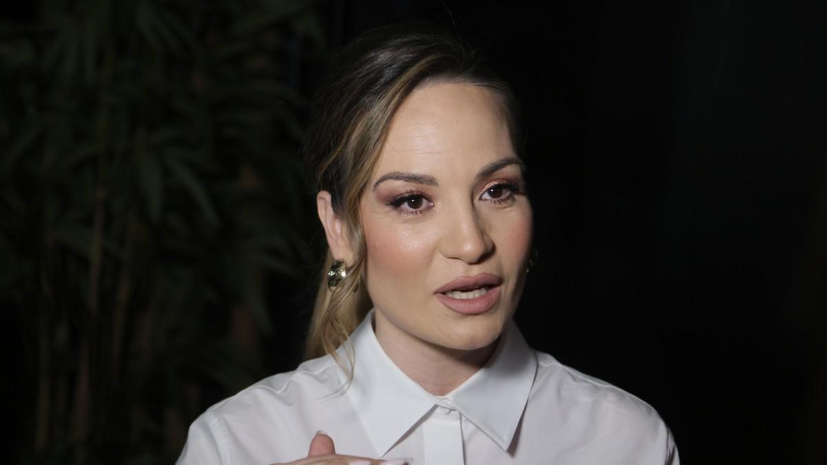 ovo-je-dijagnoza-jelene-tomasevic-otkrila-sta-su-joj-lekari-rekli-nakon-sto-se-srusila-na-bini:-“hvala-na-podrsci” ovo-je-dijagnoza-jelene-tomasevic-otkrila-sta-su-joj-lekari-rekli-nakon-sto-se-srusila-na-bini:-“hvala-na-podrsci”