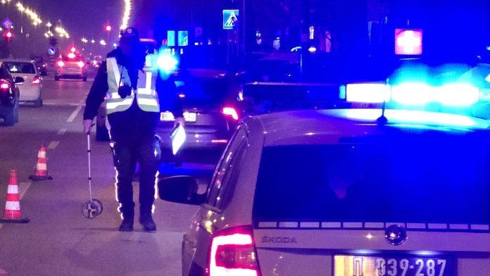 (foto,-video)-oboren-motociklista-teska-nesreca-u-novom-sadu:-sve-vrvi-od-policije,-saobracaj-otezan