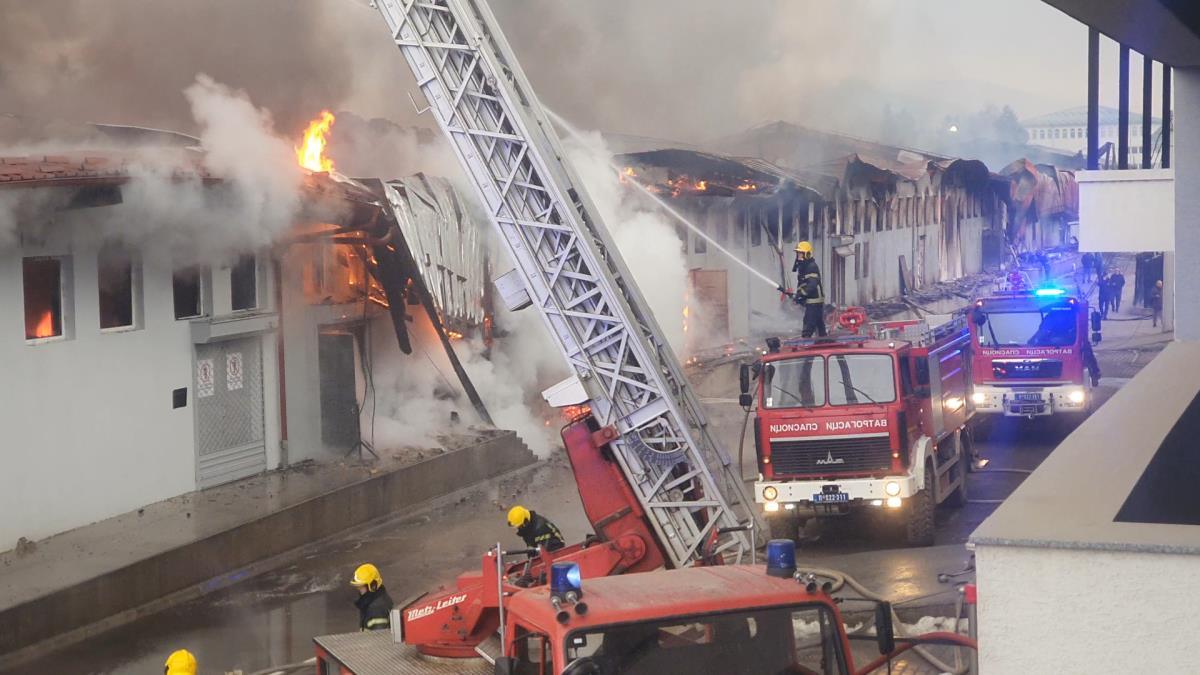 alarm-u-ovim-opstinama-u-srbiji!-cak-49-pozara-od-pocetka-grejne-sezone:-vatrogasci-uputili-hitan-apel-gradanima! alarm-u-ovim-opstinama-u-srbiji!-cak-49-pozara-od-pocetka-grejne-sezone:-vatrogasci-uputili-hitan-apel-gradanima!