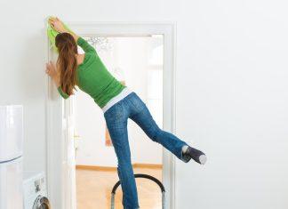 Prolećno spremanje stana: Ovako očistite kupatilo, a jedna stvar koju svi imamo u kuhinji skinuće sav kamenac prolecno-spremanje-stana:-ovako-ocistite-kupatilo,-a-jedna-stvar-koju-svi-imamo-u-kuhinji-skinuce-sav-kamenac