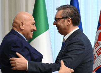 Вучић са Крозетом о жаришту на Блиском истоку и јачању сарадње Србије и Италије Вучић-са-Крозетом-о-жаришту-на-Блиском-истоку-и-јачању-сарадње-Србије-и-Италије