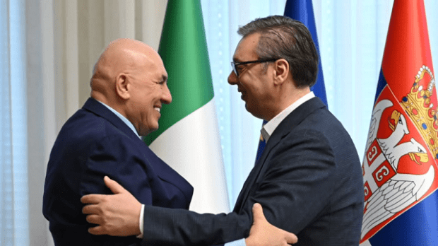 Вучић-са-Крозетом-о-жаришту-на-Блиском-истоку-и-јачању-сарадње-Србије-и-Италије Вучић-са-Крозетом-о-жаришту-на-Блиском-истоку-и-јачању-сарадње-Србије-и-Италије