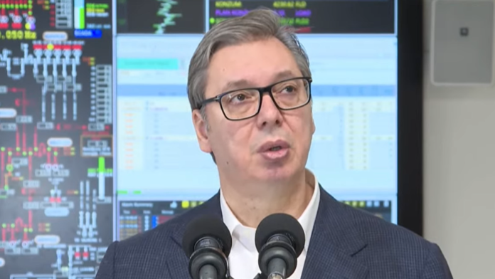 “budalom-me-pravite”-vucic-o-oruzju-i-naoruzavanju:-“poludeo-sam-jutros,-sto-se-niste-spremili-za-to”-(video)