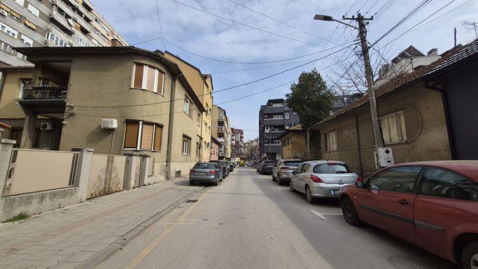 nislija-izboden-zbog-televizora-otkriveni-novi-detalji-uzasa-u-stanu:-priveden-napadac,-lisice-na-ruke-stavljene-i-jednoj-zeni