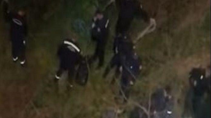 (video)-mlada-zena-izvucena-iz-reke-hitna-akcija-policije-i-vatrogasaca-na-moraci:-prevezena-u-bolnicu