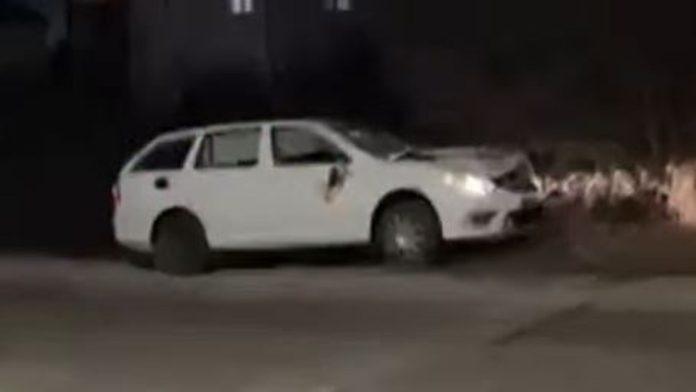 (video)-ovako-izgleda-auto-koji-je-usmrtio-majku-i-cerku-(12)-u-sjenici-vozio-brzo,-pa-naleteo-na-rizlu-i-zakucao-se-u-njih!-sinu-(9)-se-bore-za-zivot