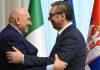 VUČIĆ SE SASTAO SA ITALIJANSKIM MINISTROM ODBRANE: Razgovarali o ključnim temama, predsednik dobio i specijalan poklon vucic-se-sastao-sa-italijanskim-ministrom-odbrane:-razgovarali-o-kljucnim-temama,-predsednik-dobio-i-specijalan-poklon