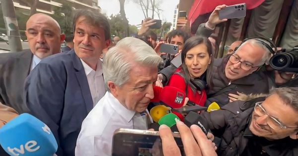 “ko-je-zaboga-smit?”-spanci-pucaju-od-smeha-zbog-predsednika-atletika:-izmislja-imena-sopstvenih-igraca,-ne-zna-ni-ko-mu-je-u-timu!-/video/ “ko-je-zaboga-smit?”-spanci-pucaju-od-smeha-zbog-predsednika-atletika:-izmislja-imena-sopstvenih-igraca,-ne-zna-ni-ko-mu-je-u-timu!-/video/