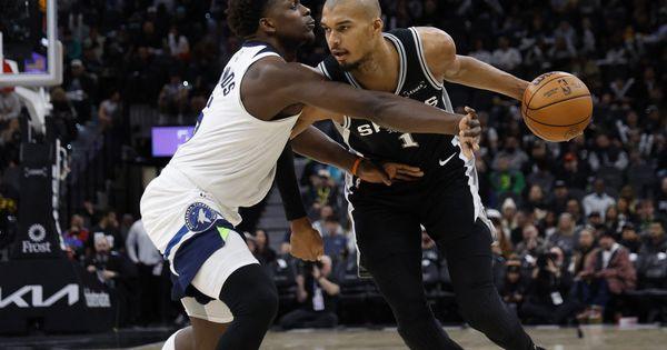 oglasio-se-viktor-vembanjama-o-nestalom-prijatelju oglasio-se-viktor-vembanjama-o-nestalom-prijatelju