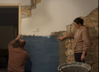 “Za renoviranje spavaće sobe potrošili smo 6.650 dinara” Ruskinja Anja (32) kupila kuću kod Sombora pa računicom izazvala nevericu kod Srba: “Ispalo je prilično budžetski” (VIDEO) “za-renoviranje-spavace-sobe-potrosili-smo-6.650-dinara”-ruskinja-anja-(32)-kupila-kucu-kod-sombora-pa-racunicom-izazvala-nevericu-kod-srba:-“ispalo-je-prilicno-budzetski”-(video)