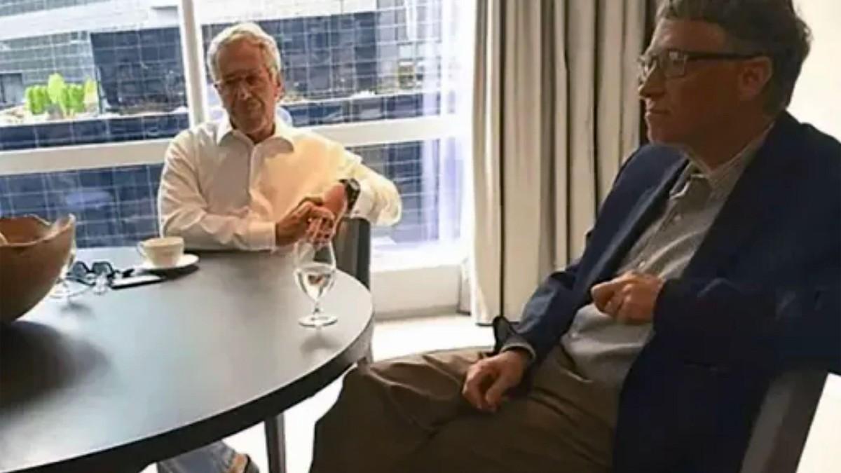 bil-gejts-pozvan-na-saslusanje-odbor-predstavnickog-doma-istrazuje-veze-sa-osudenim-pedofilom-epstajnom bil-gejts-pozvan-na-saslusanje-odbor-predstavnickog-doma-istrazuje-veze-sa-osudenim-pedofilom-epstajnom