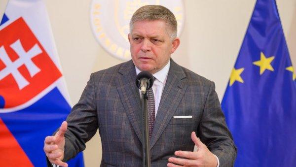 slovacka-zavrnula-“hitnu-slavinu”-ukrajini:-vlada-u-bratislavi-na-predlog-fica-raskinula-sporazum-sa-kompanijom-“ukranenergo” slovacka-zavrnula-“hitnu-slavinu”-ukrajini:-vlada-u-bratislavi-na-predlog-fica-raskinula-sporazum-sa-kompanijom-“ukranenergo”