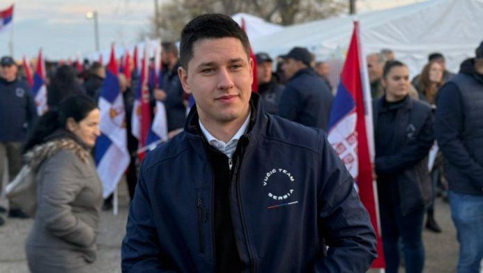 profesor-blokader-dao-desetku-milosu-pavlovicu:-nije-mogao-da-mu-nade-nijednu-zamerku-(foto)