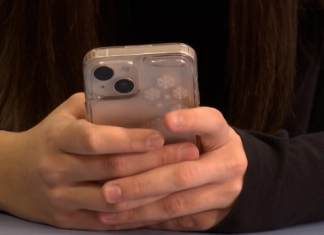 Мобилни телефони од учионица до парламента – предлог закона о ограничењу употребе у школама Мобилни-телефони-од-учионица-до-парламента-–-предлог-закона-о-ограничењу-употребе-у-школама