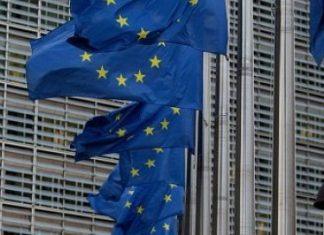 BLUMBERG: EU traži pomoć od drugih zemalja kako bi popunila finansijski jaz u Kijevu blumberg:-eu-trazi-pomoc-od-drugih-zemalja-kako-bi-popunila-finansijski-jaz-u-kijevu