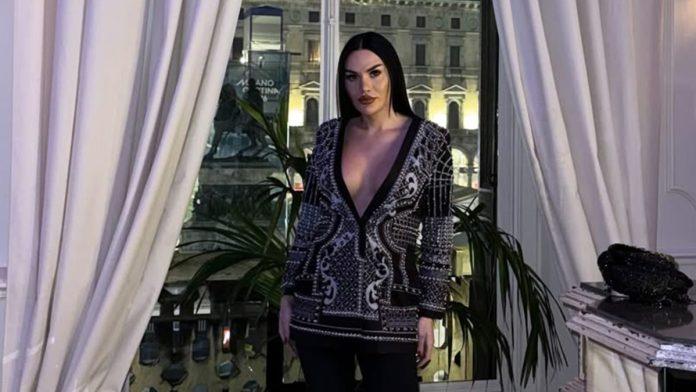 od-decka-krila-da-je-bila-musko,-onesvestio-se-kad-je-saznao-nikolina-posle-promene-pola-uziva:-sada-bez-brushaltera-pozirala-i-pokazala-silikone