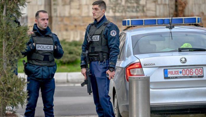 brutalna-tortura-nad-srpskim-mladicem-u-leposavicu:-otet-i-mucen-zbog-natpisa-na-duksu