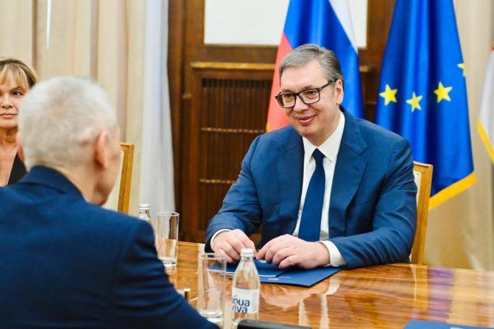 vucic-sa-bocan-harcenkom:-predsednik-se-sastao-sa-ruskim-ambasadorom