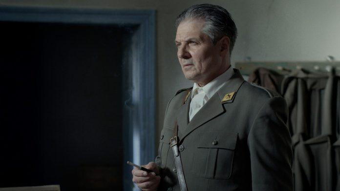 nebojsa-dugalic-tumaci-tita,-a-sarmantna-glumica-mu-je-rodila-petoro-naslednika:-sin-i-cerka-imaju-neobicna-imena