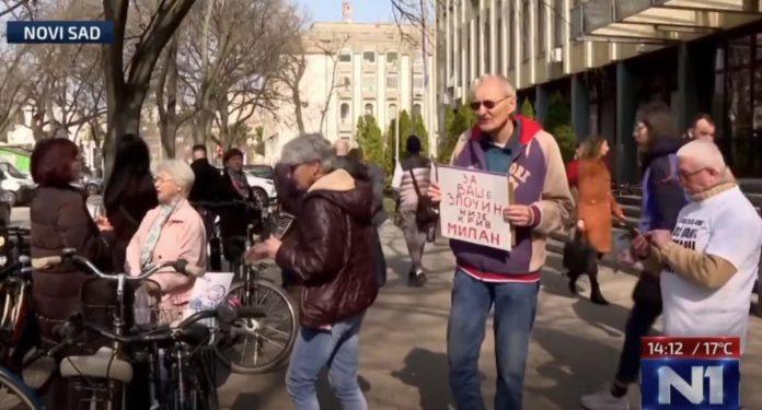 blokaderi-bas-pukli!-jacimovic-u-ns-okupio-pet-ljudi-na-skupu,-na-n1-priznali-da-su-blokade-poljoprivrednika-propale!