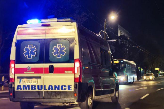 uzas-na-kamelegdanu!-tramvaj-zakacio-kolica-s-bebom,-ona-odletela:-ocevici-opisali-jezivu-scenu,-hitna-pomoc-se-odmah-uputila-na-lice-mesta