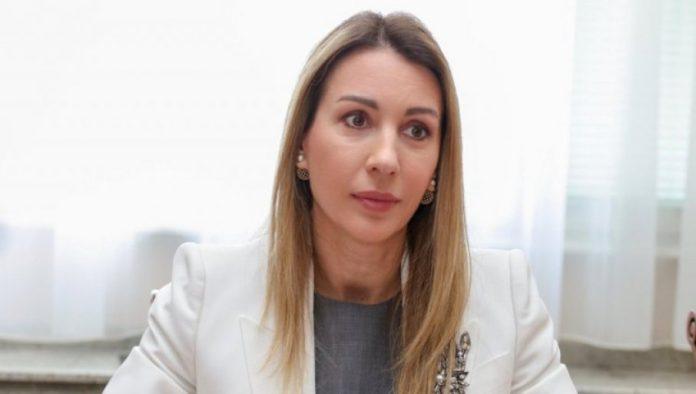 dedovic-handanovic-otkrila-nove-cene-goriva:-gradani-ce-placati-benzin-11,-a-dizel-24-dinara-jeftinije-u-odnosu-na-realnu-cenu