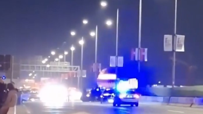 (foto,-video)-teska-saobracajna-nesreca-kod-mostarske-petlje-sudarilo-se-pet-vozila,-hitne-sluzbe-dojurile-na-lice-mesta:-gazela-u-ovom-smeru-paralisana