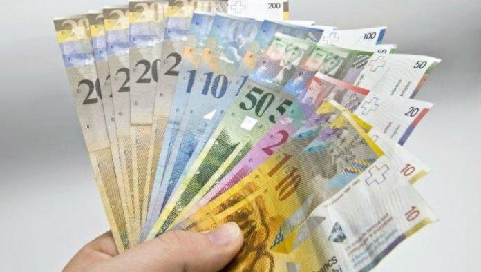 nagli-skok-svajcarskog-franka:-najvece-jacanje-za-vise-od-10-godina