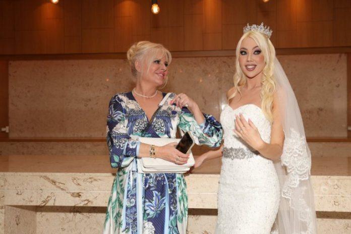 evo-kako-ce-se-zvati-prvo-unuce-lee-kis!-buduca-baka-prvi-put-progovorila-o-zetu-vojnom-pilotu!