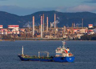 Pala je “stotka”: Naftom iz zaliva već se trguje po ceni od 100 dolara za barel pala-je-“stotka”:-naftom-iz-zaliva-vec-se-trguje-po-ceni-od-100-dolara-za-barel