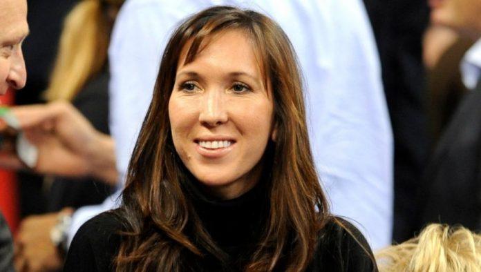 jelena-jankovic-zahvalila-vucicu-i-“er-srbiji”-na-letu-iz-dubajia:-ovakvi-potezi-pokazuju-koliko-je-vazno-zajednistvo-i-briga-o-gradanima