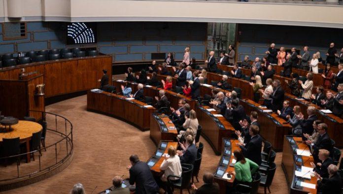 blokaderi-pobesneli-jer-je-srbiji-ukazano-veliko-postovanje-u-finskoj!-podivljali-na-drustvenim-mrezama